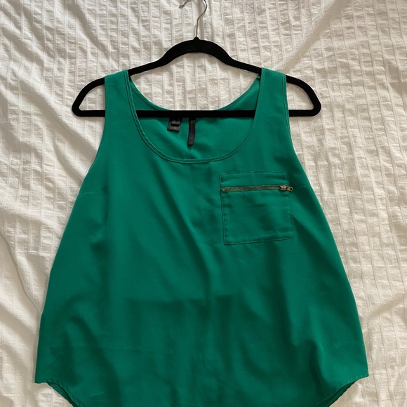 Mango Green Tank Top - Picture 2 of 3